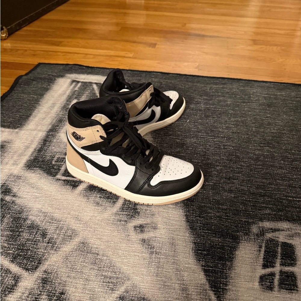 Nike Air Jordan 1 Retro High OG Black and White Sneakers | Size: 6